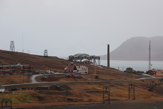 The Ropeway Hub above the power plant in Longyearbyen. Photo courtesy of the Swedish Polar Research Secretariat.